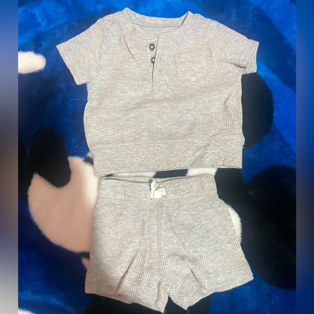 🛸 CARTERS BOY SET 🛸